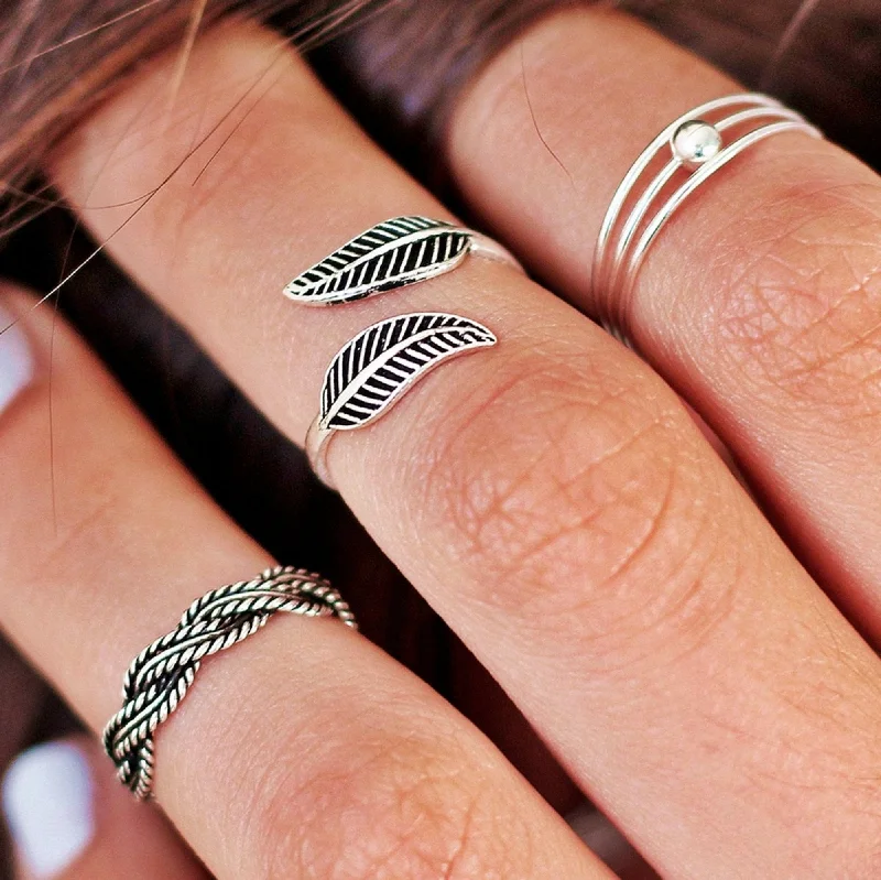 women sapphire rings -Triple Band Midi Ring