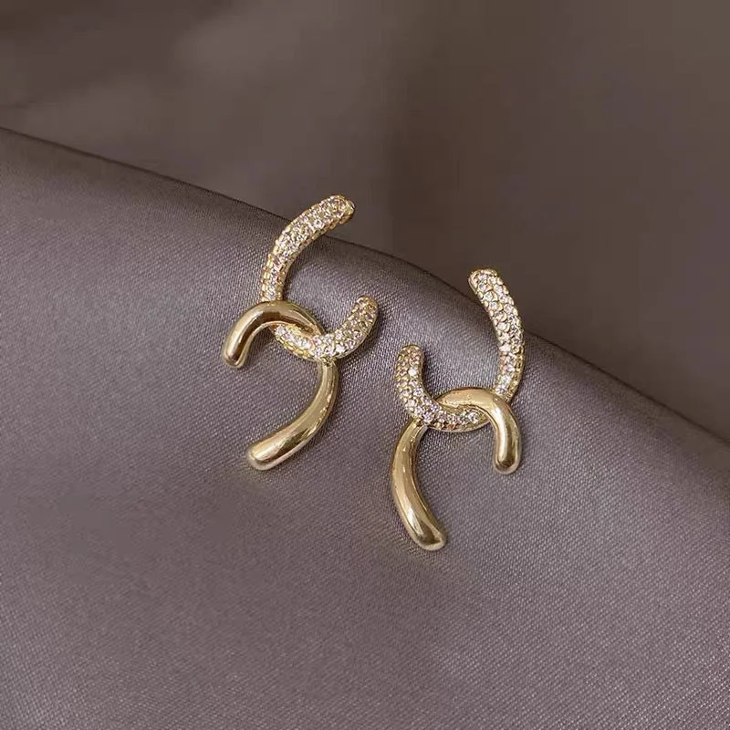 women classy earrings -Just Lil Things Gold Pin Earrings jlt11482