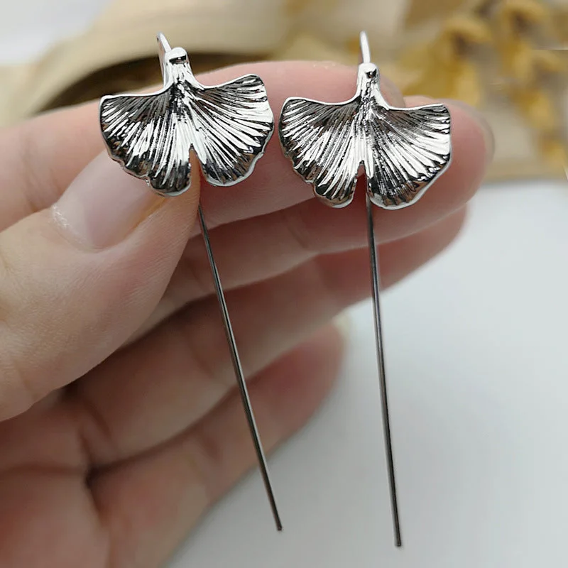 women luxurious earrings -Silver Ginkgo Leaf Drop Earrings jlt11665