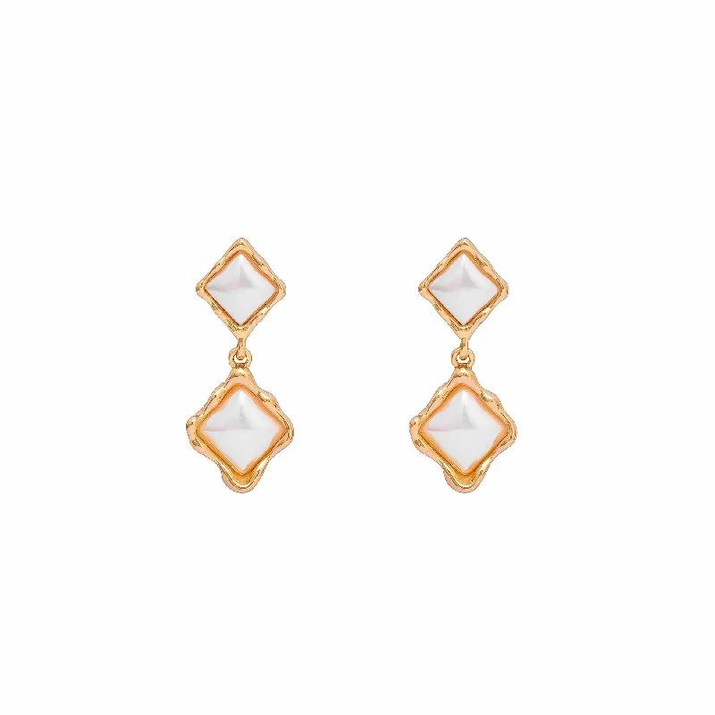 women modern stud earrings -Earring T03971