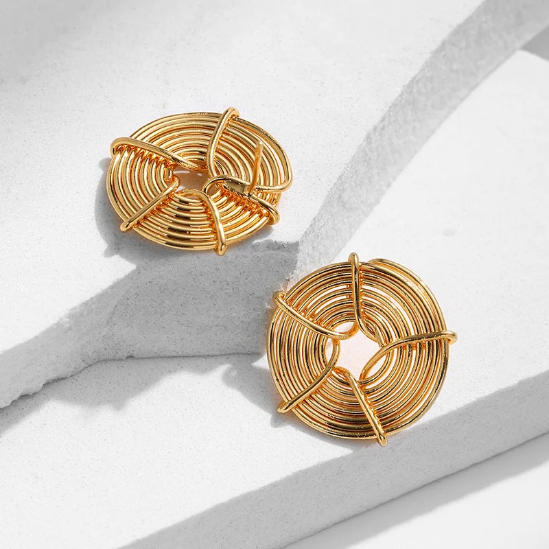 women rose gold hoop earrings -just-lil-things-gold-pin-earrings-jlt12168