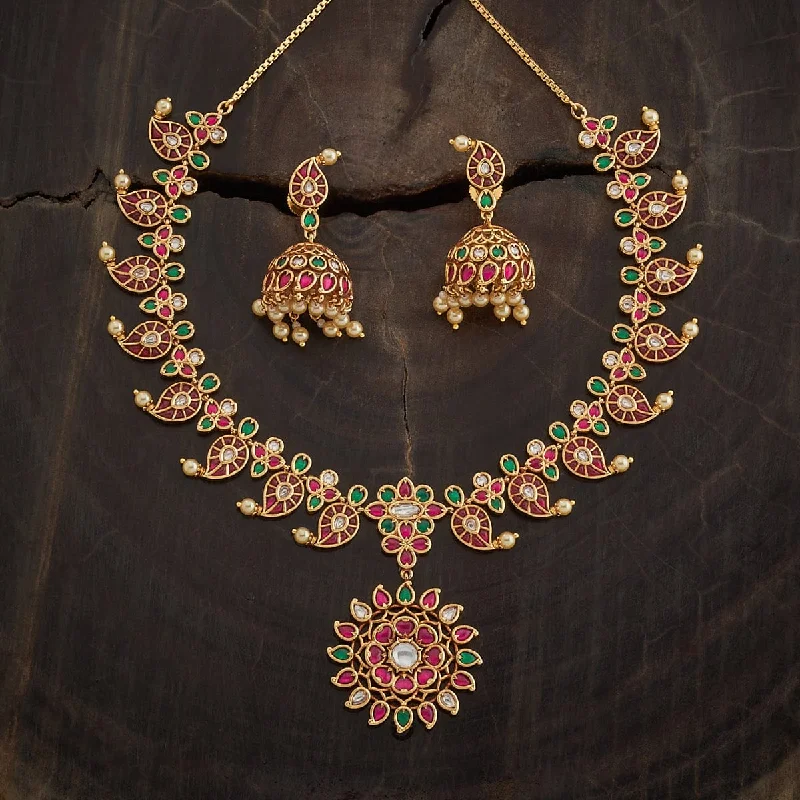 women pendant necklaces -Kundan Necklace 168901