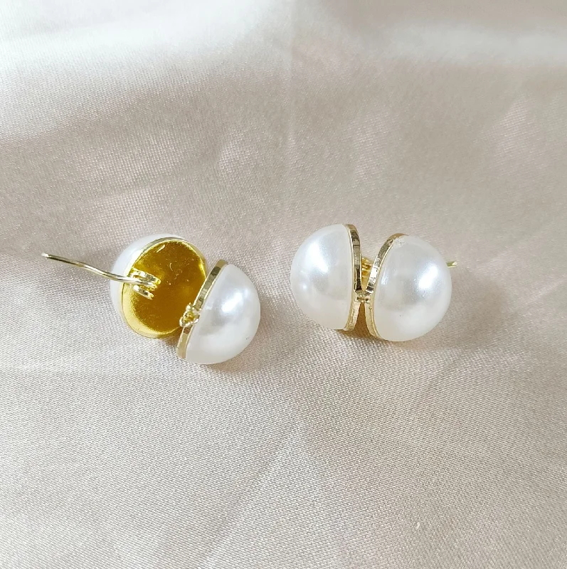 women stacking earrings -double-pearl-ball-ear-buckle-earrings-jlt11244