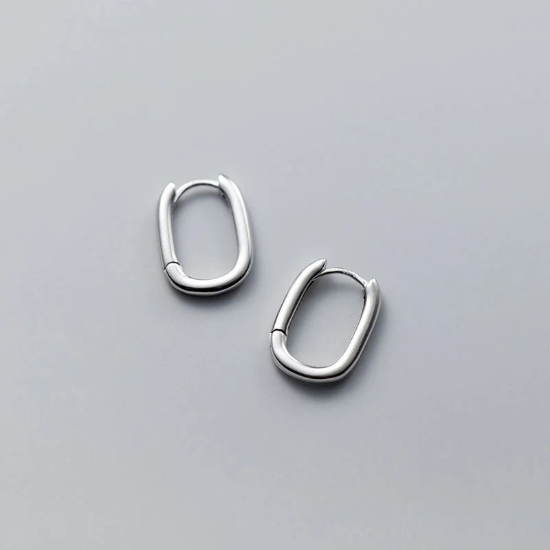 women long earrings -oval-silver-stud-earrings-jlt11207