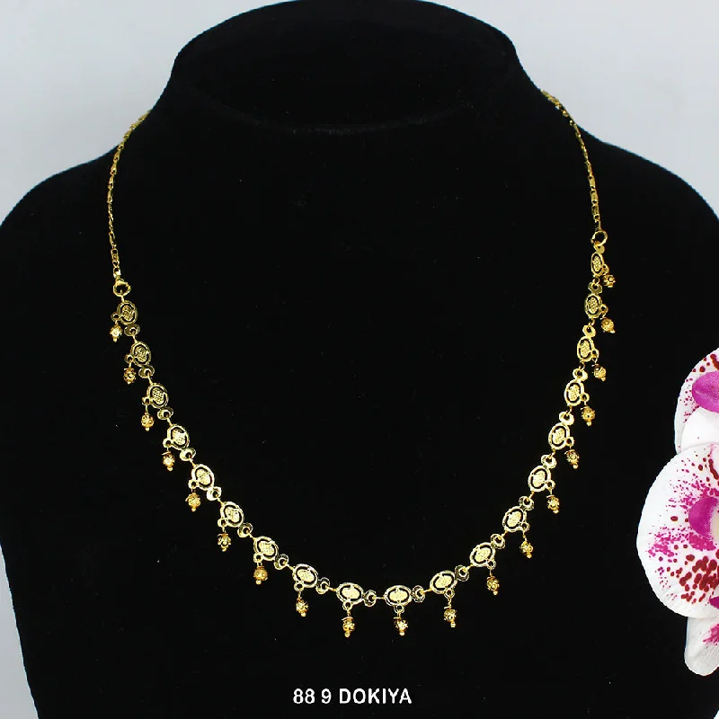 women sparkling necklaces -Mahavir Dye Gold Dokiya Necklace